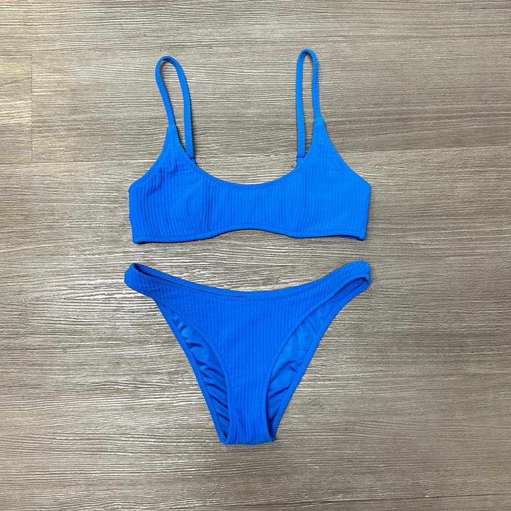 Bright blue Triangl bikini
